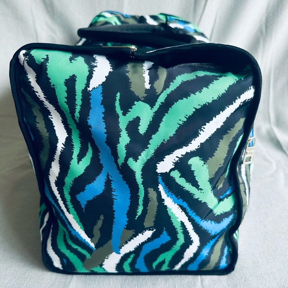 Diane von Furstenberg Disco Zebra Print XL Weekender Bag - Picture 6 of 10